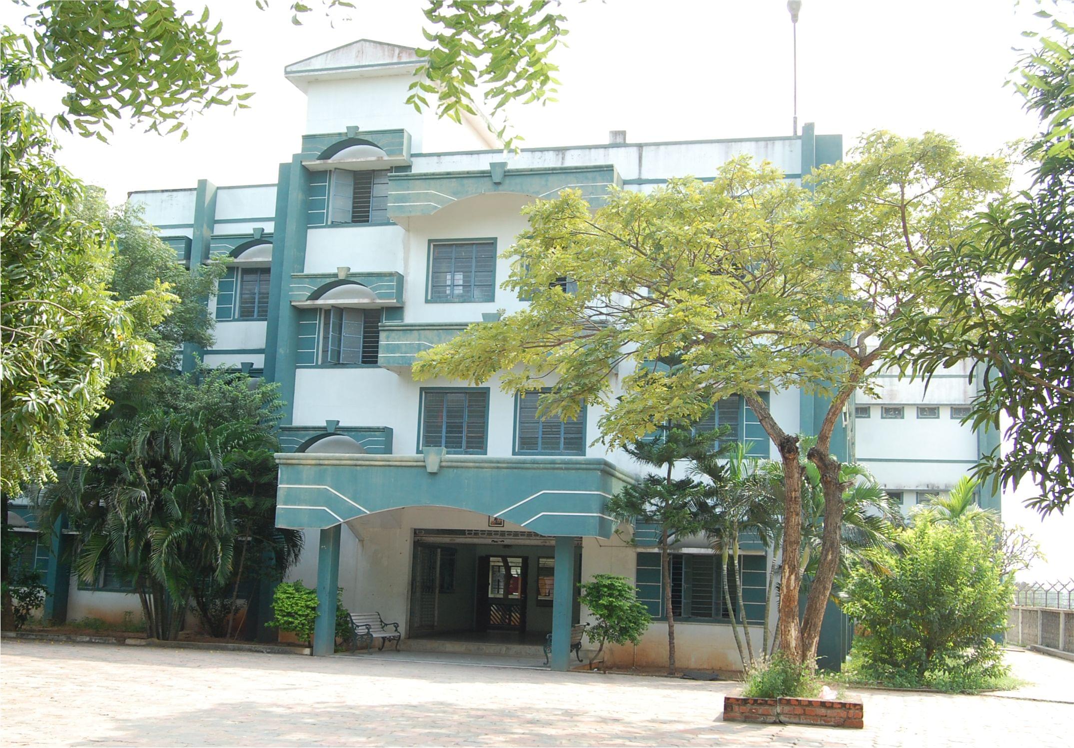 ES College of Nursing Villupuram Campus photo 4